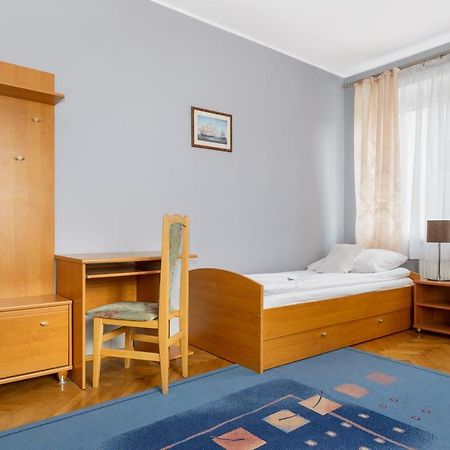 Apartamenty Zielony 6 Przy Mtp Poznan Dış mekan fotoğraf