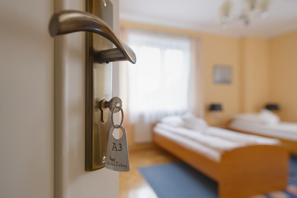 Apartamenty Zielony 6 Przy Mtp Poznan Dış mekan fotoğraf